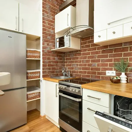 Bright Rybacka In With Parking By Renters *