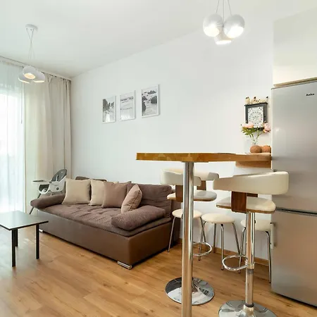 Appartement Bright Rybacka In With Parking By Renters Władysławowo