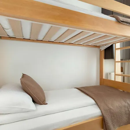 Bright Rybacka In With Parking By Renters *